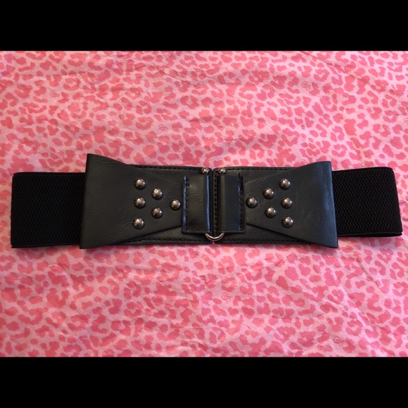 Faux Leather Waist Belt - Picture 1 of 4